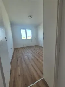 Casa individuala superba - zona linistita - bucatarie inchisa-  finisaje premium - foto 14