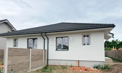 DUPLEX PE PLAN - LANGA ASFALT - PERSONALIZARE INTERIOARA - Albina