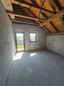 Casa Individuala - intabulata - la gri - zona foarte buna - foto 12