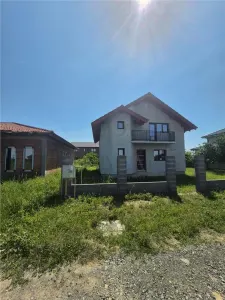 Casa Individuala - intabulata - la gri - zona foarte buna - foto 4