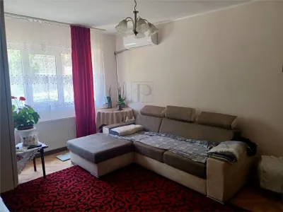 ARADULUI - Bloc Izolat - 4 Camere - 2 bai - PARTER - Centrala proprie - Clima - foto 5