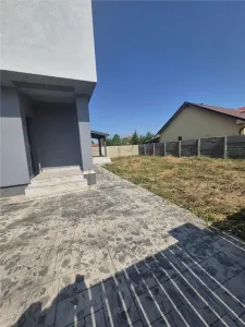 DUPLEX DESPARTIT - ZONA FOARTE BUNA- FINISAJE TOP - foto 10