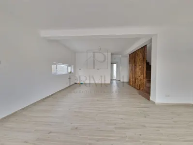 Duplex  generos - zona foarte buna - 3 dormitoare - foto 4