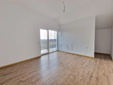 Duplex  generos - zona foarte buna - 3 dormitoare - foto 6