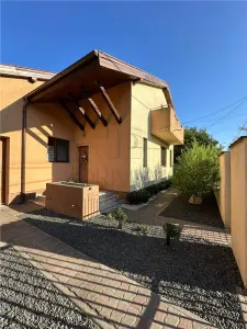 Casa individuala superba - zona TOP ( Calea Buziasului) - mobilata complet - garaj - finisaje deosebite - gata de mutat - Timisoara