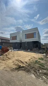 Duplex modern - zona foarte buna- separat prin camera tehnica - Mosnita Noua