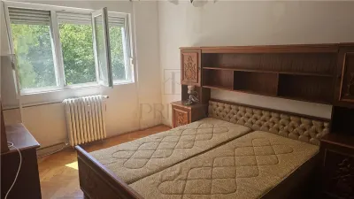 SPITALUL JUDETEAN - ETAJ 2 - BLOC IZOLAT - 3 CAMERE - foto 4