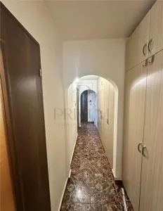 Freidorf - 3 cam - etj 1- decomandat - mobilat - centrala - spatios- - Timisoara
