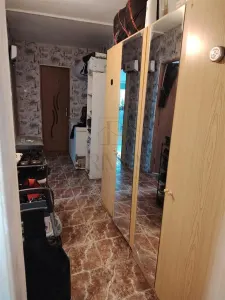 STEAUA - ETAJ 1 - BLOC IZOLAT - 4 CAMERE - 2 BAI - 2 BALCOANE - CENTRALA PROPRIE - BOXA - foto 11