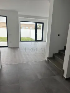 DUPLEX LA ASFALT - CONSTRUCTIE MODERNA - FINISAJE DE TOP - foto 6