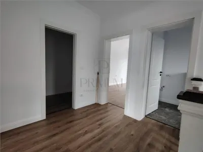 Duplex deosebit - asfalt - toate utilitatile - foto 4