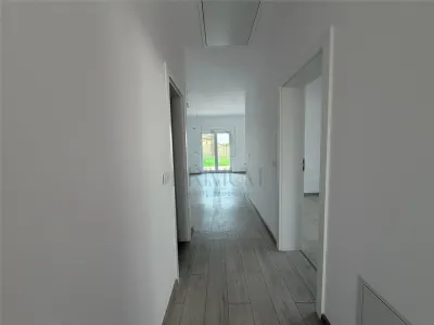 Duplex pe plan - zona linistita - personalizare interioara - foto 5