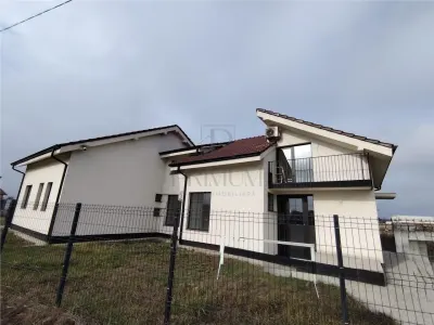 Duplex 6 camere - bucataria mobilata complet - toate utilitatile - 160 mp utili -  separat prin camera tehnică - foto 4