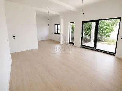 Casa individuala - Asfalt - Garaj - foto 6