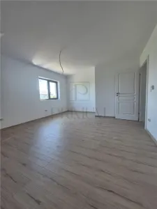 Duplex zona excelenta- langa noul LIDL - finisaje la alegere - spatii generoase - foto 7