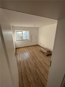 Duplex modern - bucatarie separata - zona in plina dezvoltare - foto 11