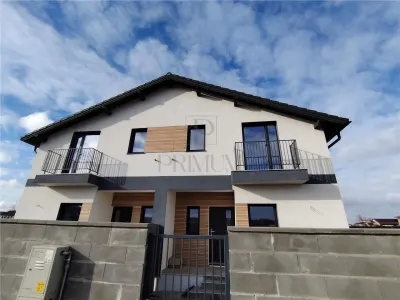 Duplex 4 camere - toate utilitatile - zona excelenta - foto 1