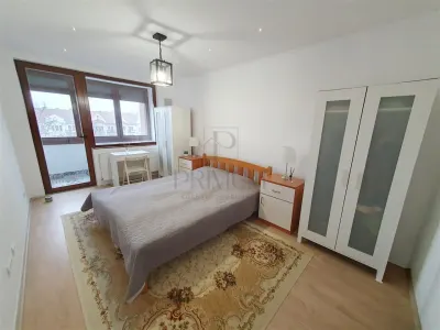 SEMICENTRAL - ETAJ 5 - LIFT - BLOC IZOLAT - 3 CAMERE - CENTRALA PROPRIE - CLIMA - RENOVAT - foto 6