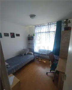 DOROBANTILOR - PARTER - BLOC IZOLAT - 3 CAMERE- 2 BAI - BALCON - CENTRALA - BOXA CF - Timisoara