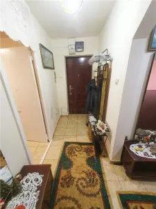 GIROCULUI - 3 CAM - DECOMANDAT  - 2BAI - SPATIOS - BLOC ANVELOPAT - ZONA LINISTITA - foto 14