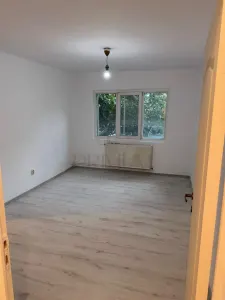 SAGULUI - 2 CAMERE - PARTER INALT - BLOC IZOLAT - CENTRALA PROPRIE - Timisoara