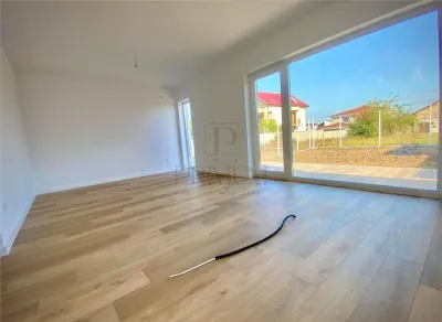 Duplex pe plan - 4 camere - teren generos - foto 4