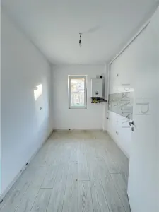 GIROC - 2 CAMERE - DECOMANDAT - PARTER CU BALCON - BLOC NOU - Giroc