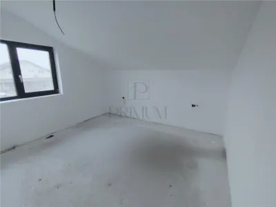 Duplex deosebit - personalizare interioara - compartimentare practica - foto 7