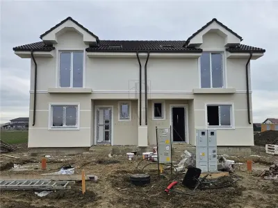 DUPLEX P+M MOSNITA VECHE -  PREDARE LA CHEIE - FINISAJE LA ALEGERE - foto 2