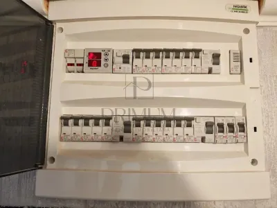 SOARELUI - ETAJ 3  - INCALZIRE PARDOSEALA - 3 CAM - 2 BAI - 3 BALCOANE - CLIMA - RENOVAT - foto 6