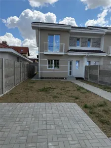 DUPLEX GATA DE MUTAT - 4 CAMERE - Mosnita Noua
