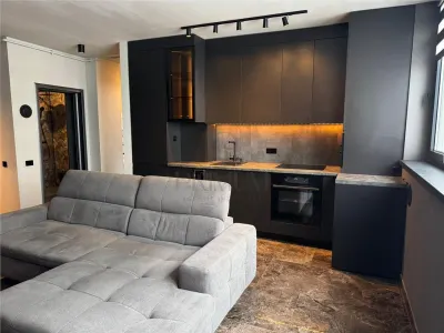 TORONTALULUI - ETAJ 4 - XCITY - 3 CAMERE LUX - 2 BAI - INCALZIRE PARDOSEALA - CLIMA - SMART - Timisoara