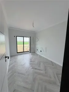 Duplex 3 dormitoare - asfalt - personalizare interioara - foto 4
