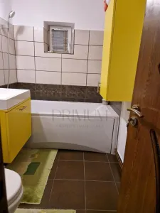ARADULUI - ETAJ 3 - BLOC IZOLAT - 3 CAMERE - 2 BAI - 2 BALCOANE - CENTRALA PROPRIE - CLIMA - BOXA - foto 6