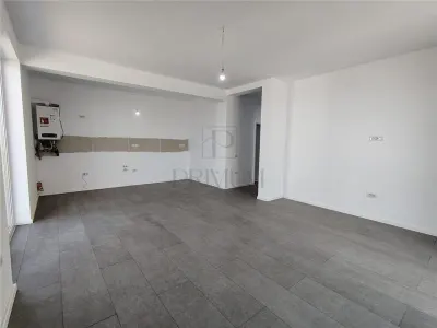 Comision 0 - Apartament  2 camere - curte proprie 140 mp - Mosnita Noua