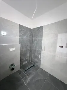 DUPLEX CU 3 BAI  - bucătărie Inchisa - Asfalt - foto 9