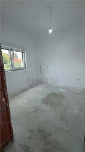 Duplex, finisaje premium - separat prin casa scarii - foto 3