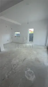 Duplex, finisaje premium - separat prin casa scarii - foto 5