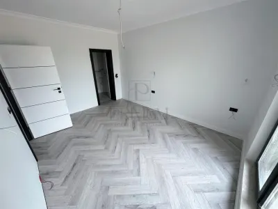 Duplex la asfalt - dormitor matrimonial - foto 3