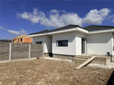 Comision 0 - Duplex individual - toate utilitatile - Mosnita Noua