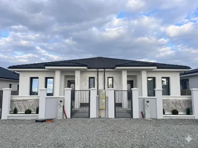 Duplex pe plan - finisaje la cerere- toate utilitatile - Mosnita Veche