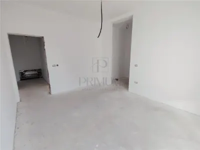 CASA INDIVIDUALA CU GARAJ - ASFALT - foto 4