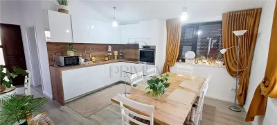 GIROC, CASA INDIVIDUALA DEOSEBITA P+1E+POD, 5 CAMERE, 2 BAI INCALZIRE IN PARDOSEALA - foto 3