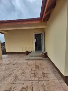 CASA INDIVIDUALA IN GHIRODA  3 CAMERE 90 MP UTILI 501 MP CURTE  UTILATA  BUCATARIE INCHISA  ZONA TOP - foto 7
