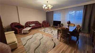 GIROCULUI, CASA 6 CAMERE P+1+pod, 2 BAI, BUCATARIE INCHISA - Timisoara