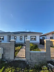 Duplex parter - predare la cheie - posibilitate alegere finisaje - Mosnita Noua
