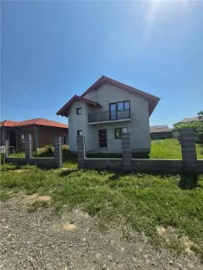 Casa individuala - la gri - toate utilitatile - foto 11