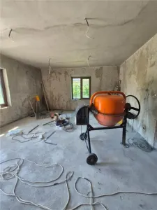 Casa individuala - la gri - toate utilitatile - foto 5
