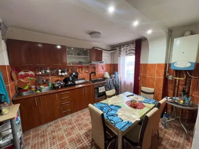 SOARELUI | 3 CAM | DECOMANDAT | 2 BAI | 2 BALCOANE | BOXA | CENTRALA | ET.2 - Timisoara