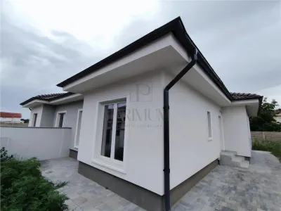 3 DORMITOARE - ZONA DE TOP - PERSONALIZARE INTERIOARA - Mosnita Noua